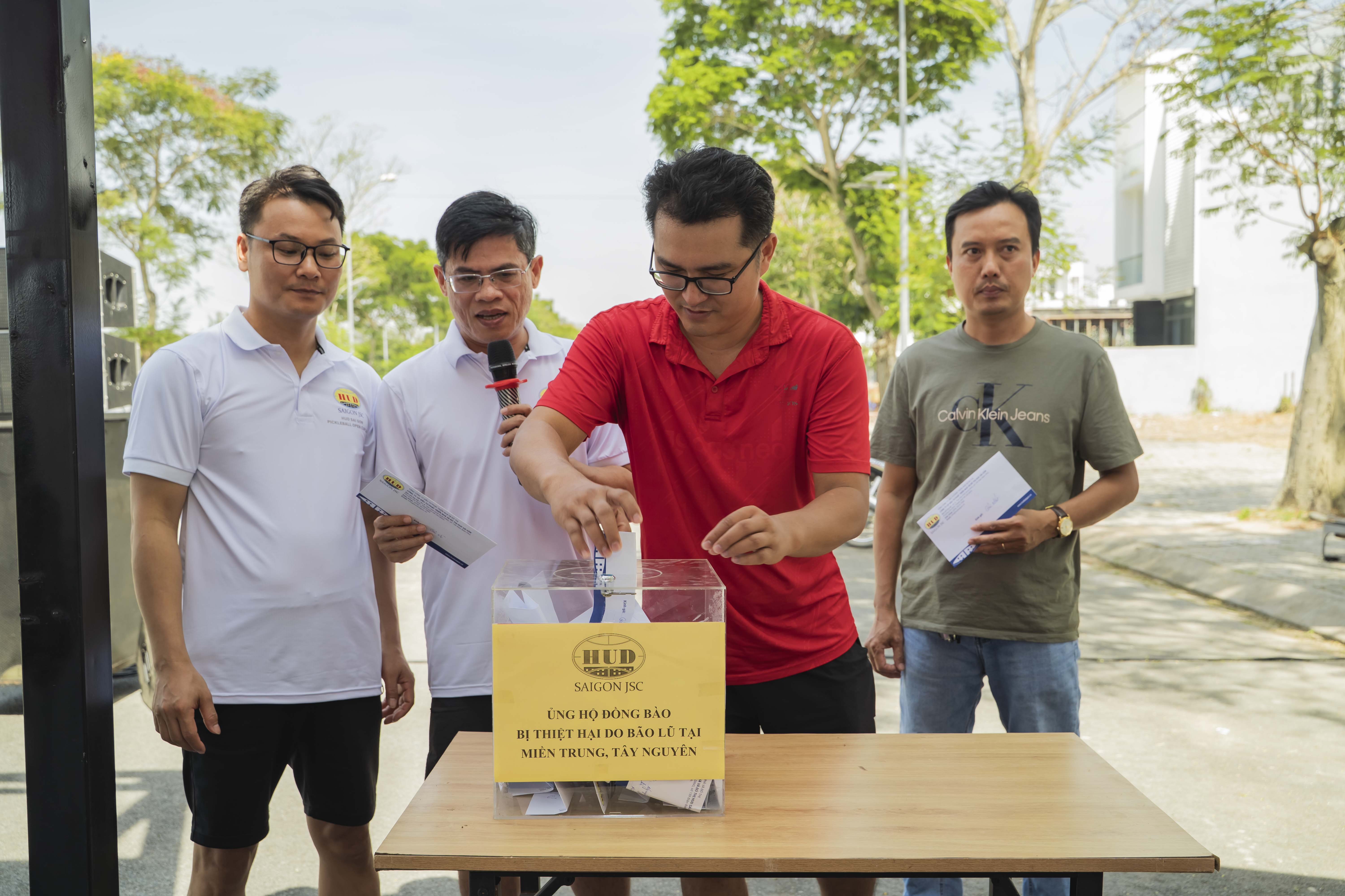 HUD SÀI GÒN HƯỚNG VỀ MIỀN TRUNG – TÂY NGUYÊN: CHUNG TAY GÓP SỨC HỖ TRỢ ĐỒNG BÀO VÙNG MƯA LŨ